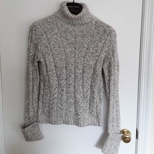 Turtle neck sweater